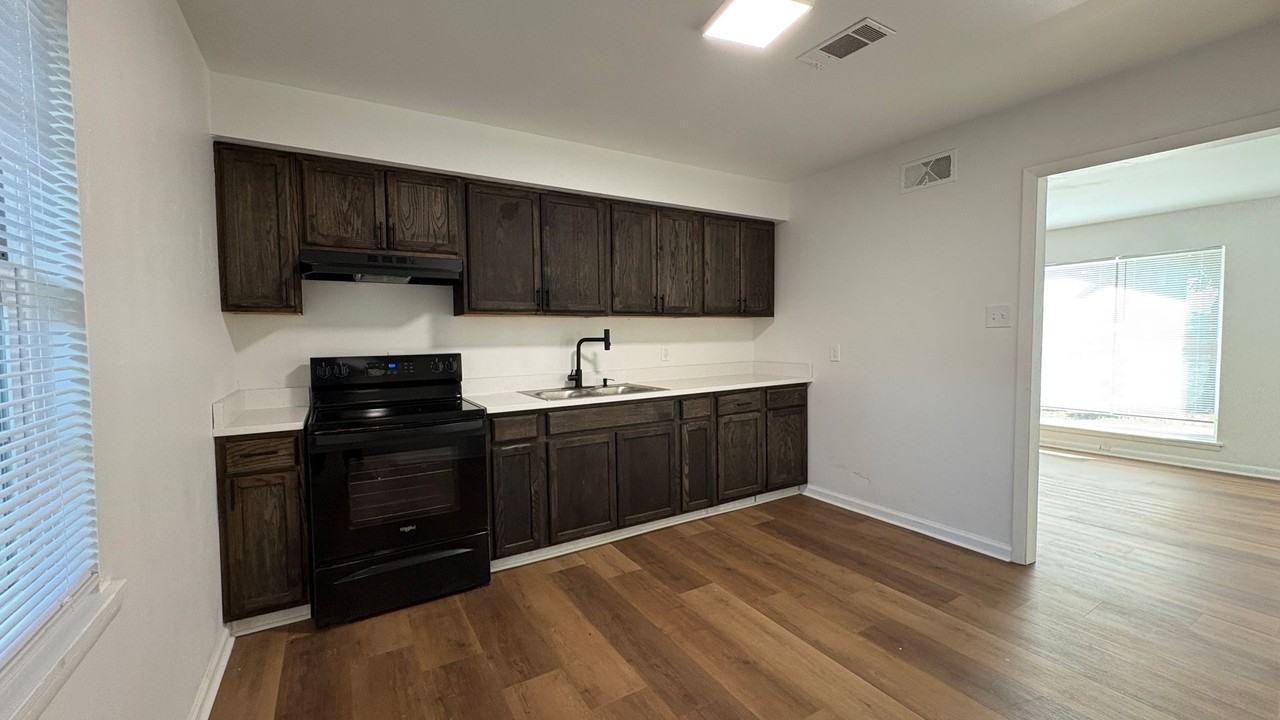 14 Clement Dr - Photo 4 of 15