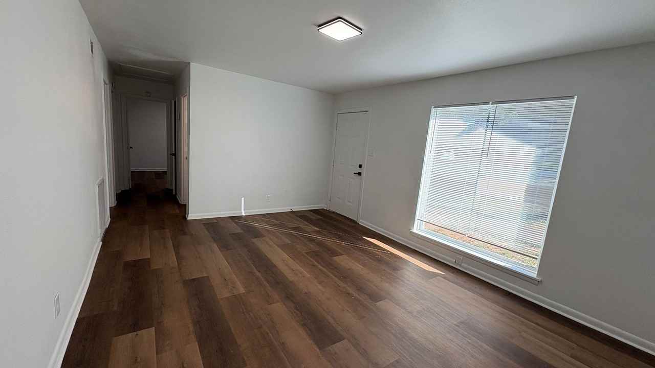 14 Clement Dr - Photo 5 of 15