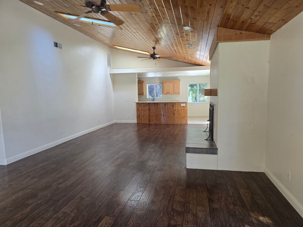 3130 S River Rd - Photo 5 of 21