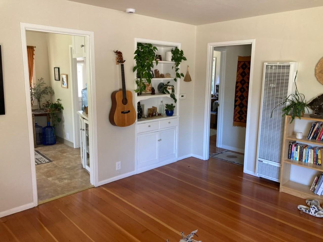 715 Gilroy Dr - Photo 3 of 9