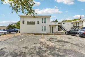 featured image of 7908 Gault St