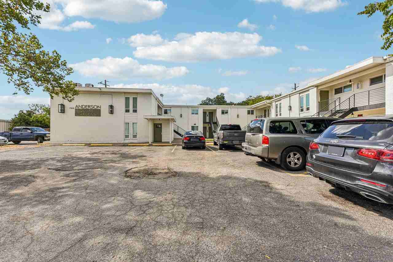 7908 Gault St - Photo 3 of 50