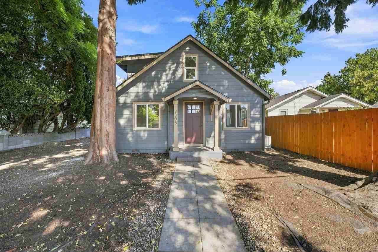 2305 Lincoln Ave - Photo 2 of 41