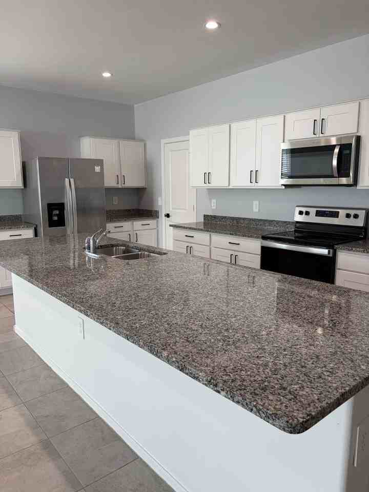 36202 W San Alvarez Ave - Photo 3 of 24