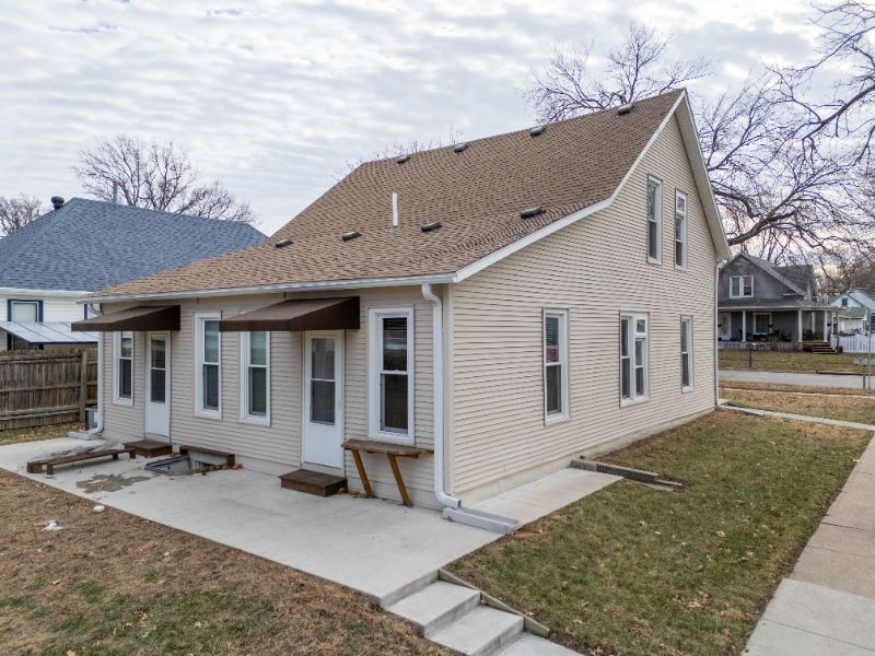 6604 Ballard Ave - Photo 2 of 17