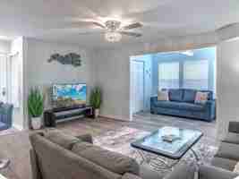 featured image of 120 Spanish Oak Ct