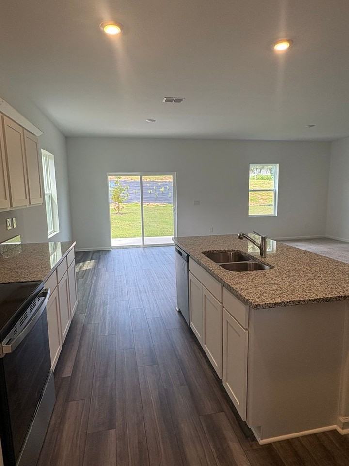 14673 Italy Ave - Photo 3 of 14
