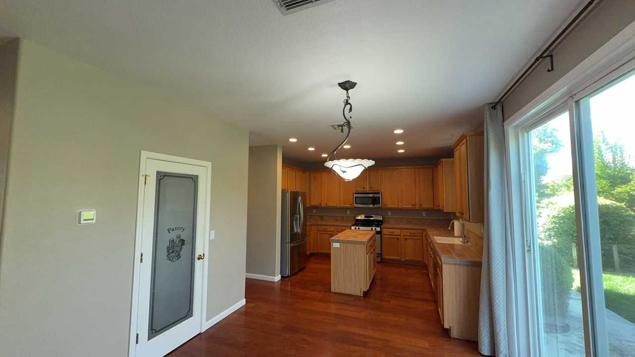 9800 Pipit Way - Photo 4 of 7