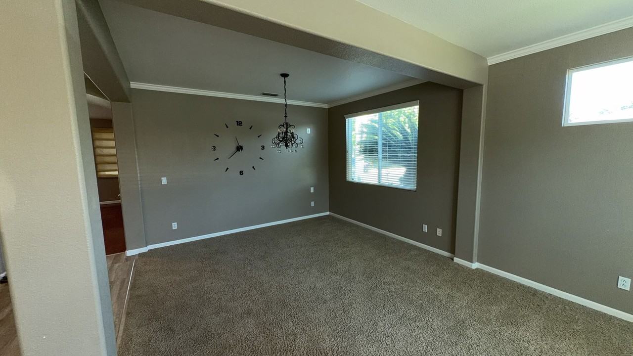 9800 Pipit Way - Photo 5 of 7