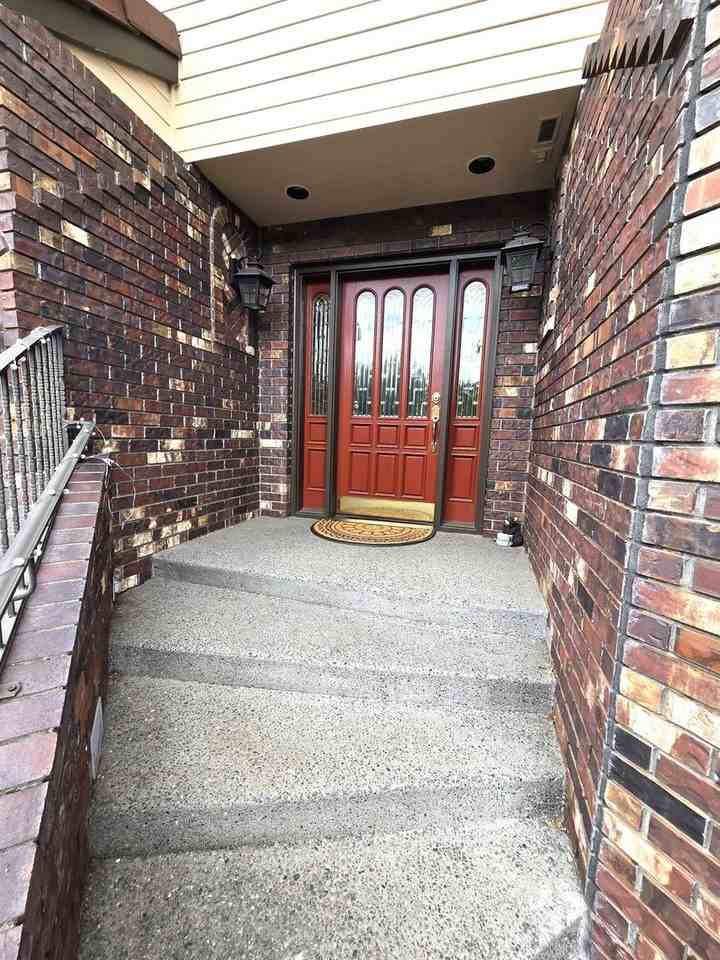 12345 Se Wagner St - Photo 2 of 24
