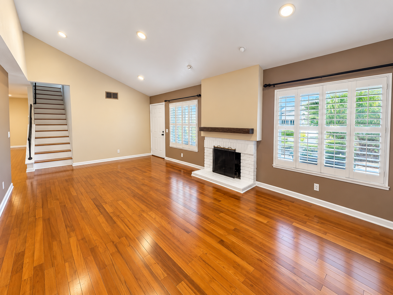 36509 Spruce St - Photo 5 of 20