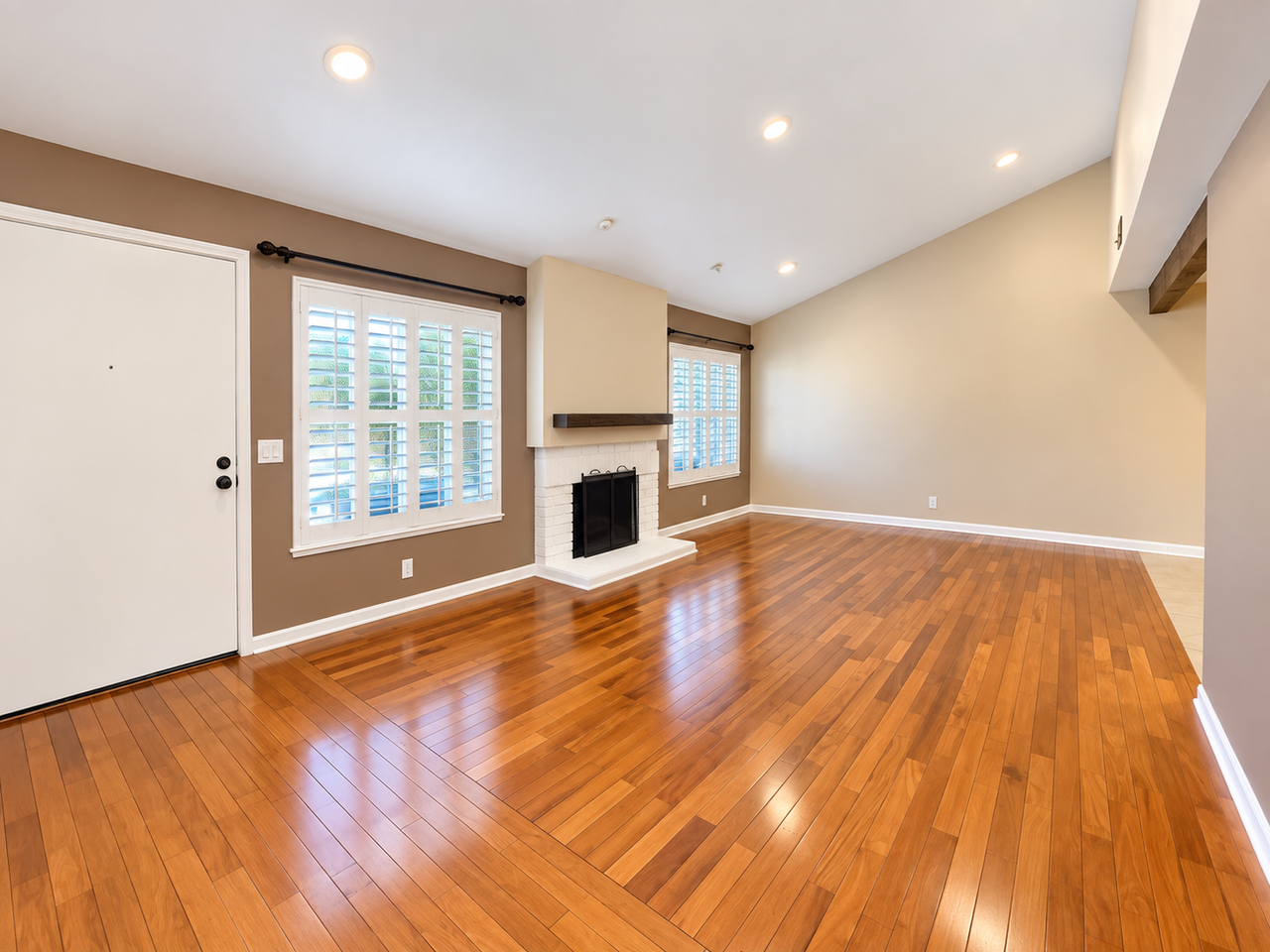 36509 Spruce St - Photo 6 of 20