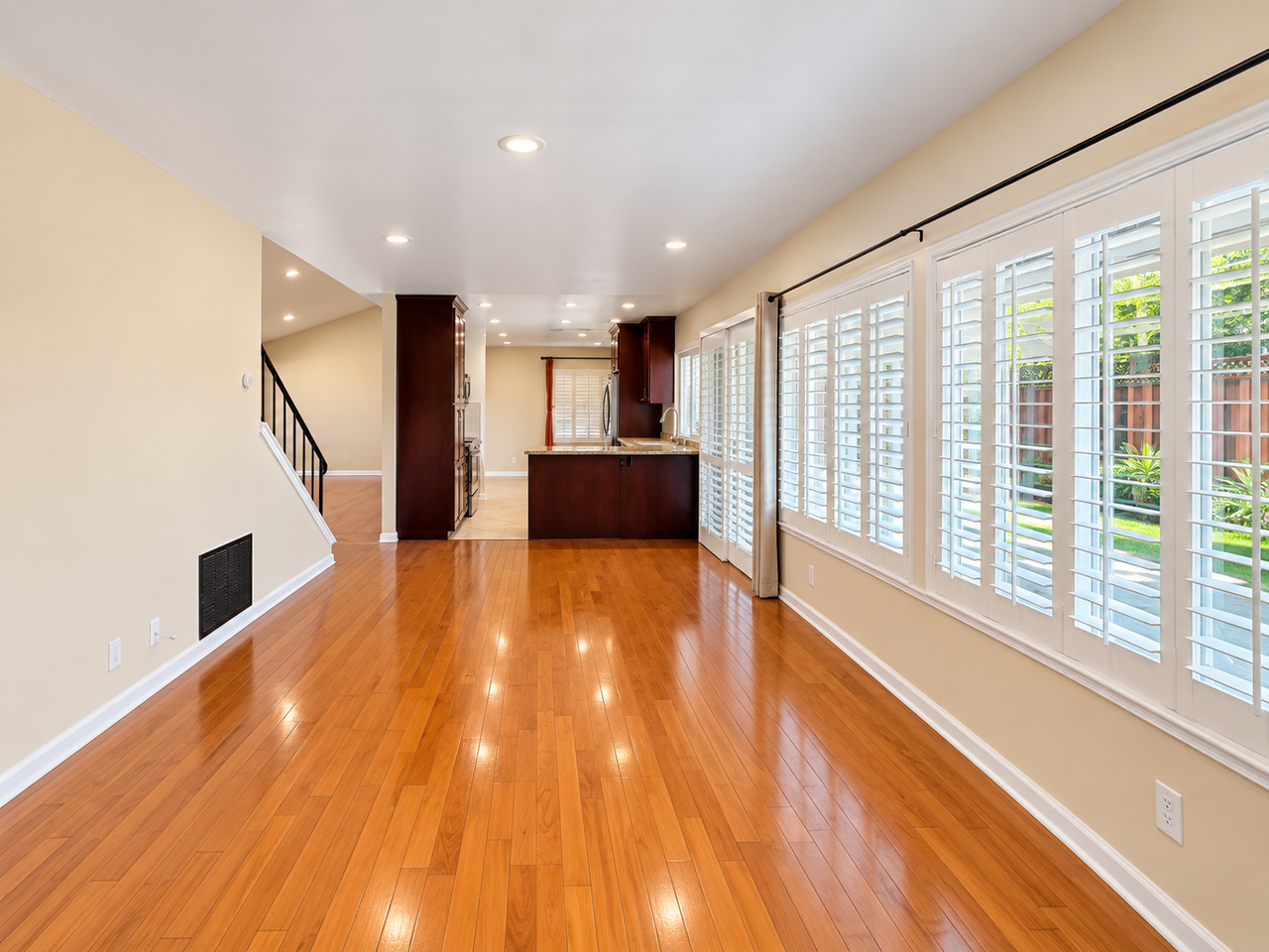 36509 Spruce St - Photo 7 of 20
