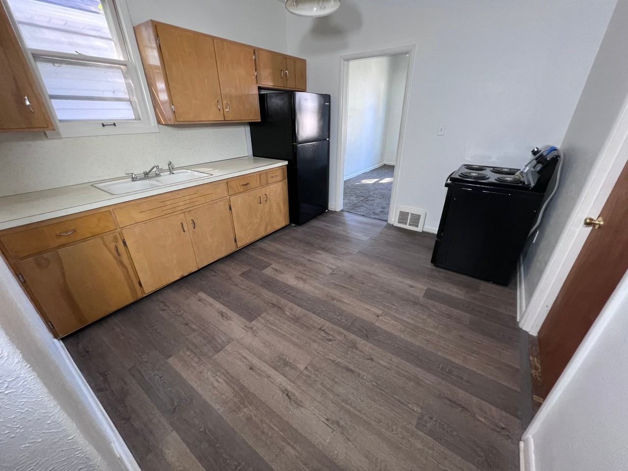 21 Magyar St - Photo 2 of 15