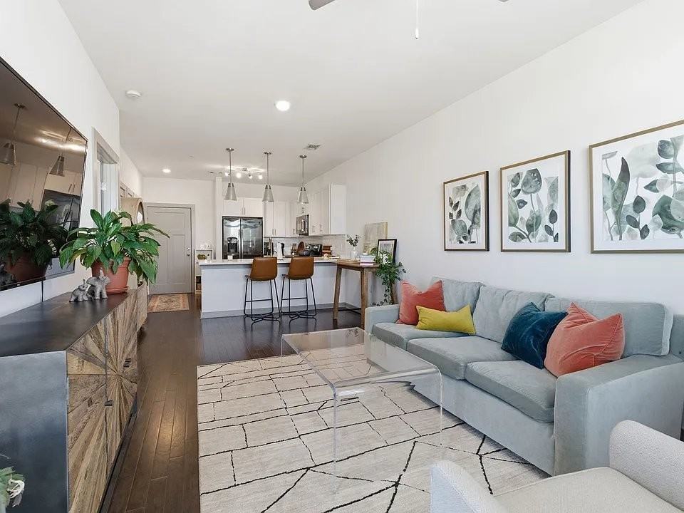 1638 54th Ave N #19 - Photo 5 of 19