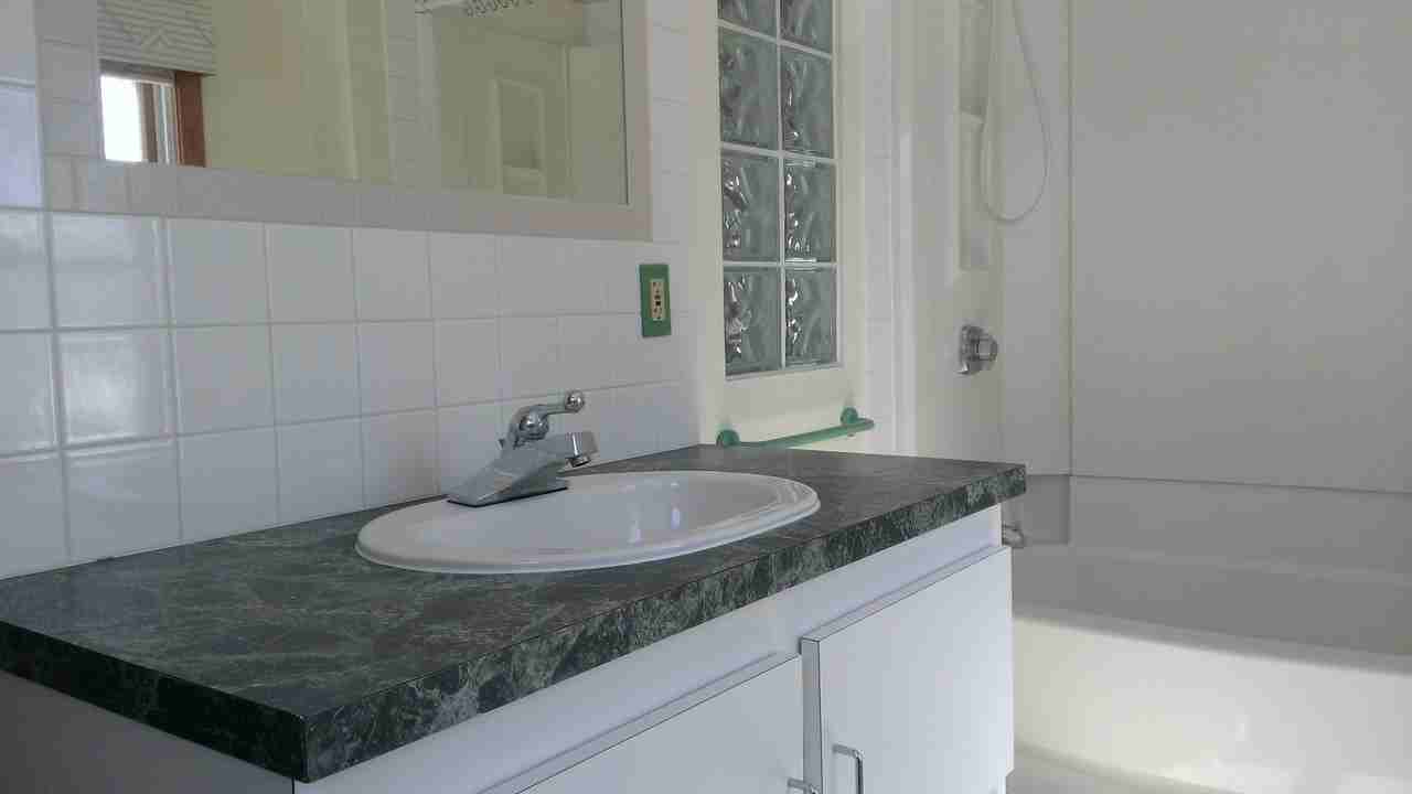 36 S Walnut St #3 - Photo 7 of 19