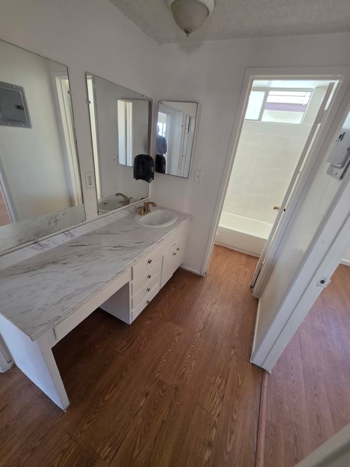 3114 N Garey Ave #4 - Photo 5 of 10