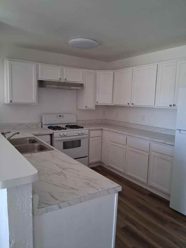 1970 Clary Dr #624 - Photo 3 of 4