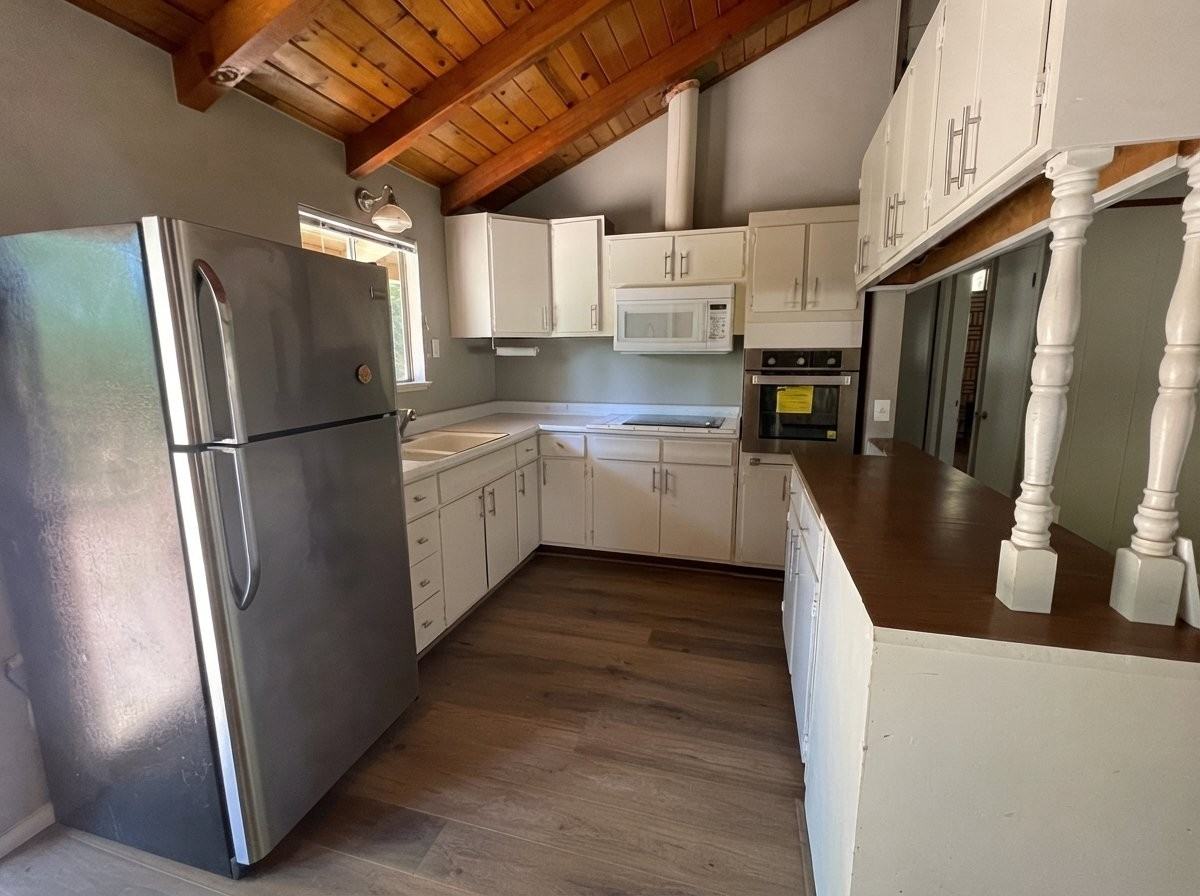 12123 Cement Hill Rd - Photo 5 of 20