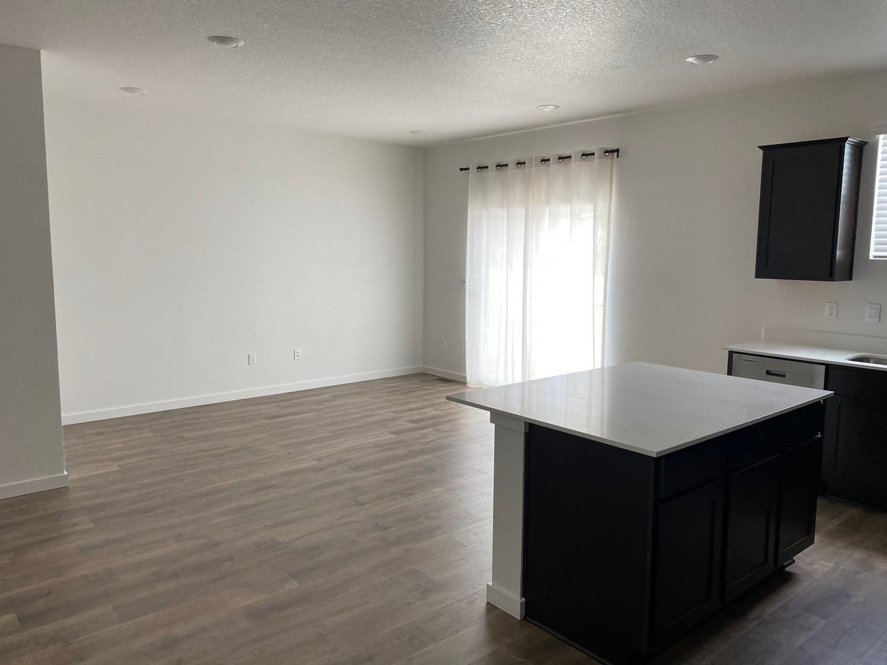 3638 Glenna Pl - Photo 2 of 14