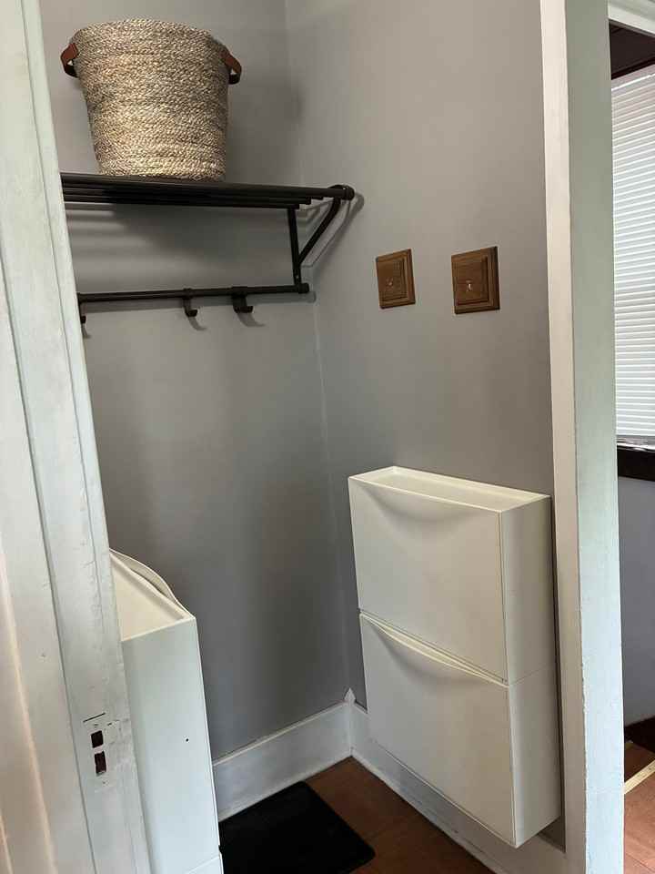 231 Camden Ave S #1 - Photo 4 of 25
