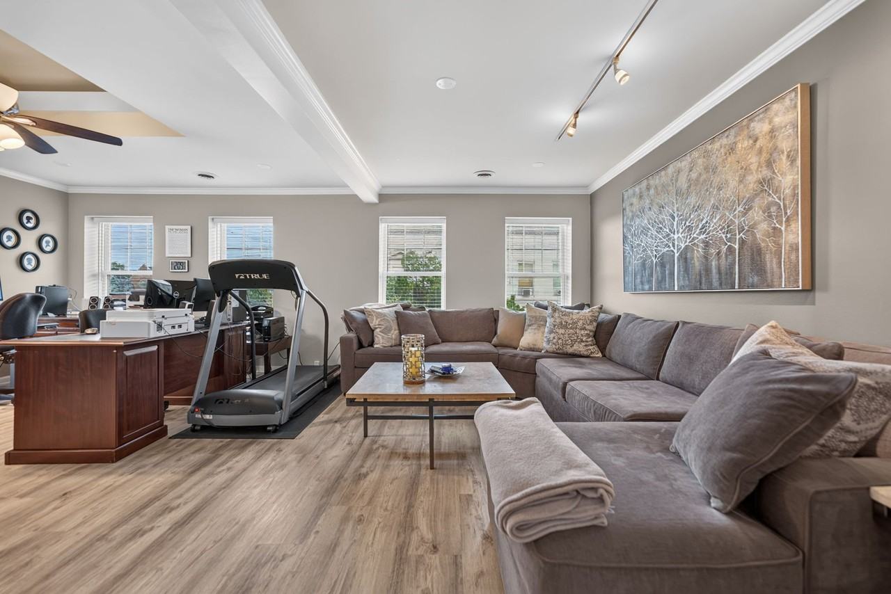 51 N Williams St #B - Photo 4 of 20