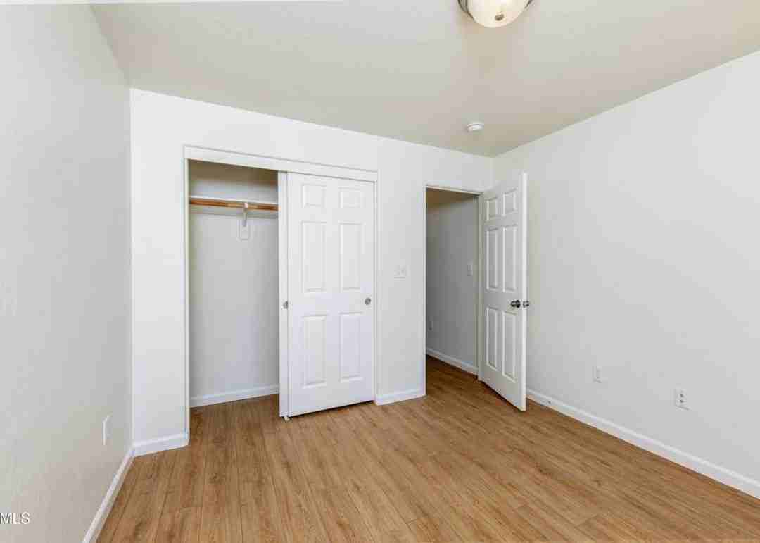 12226 Hawksmoor St - Photo 3 of 20
