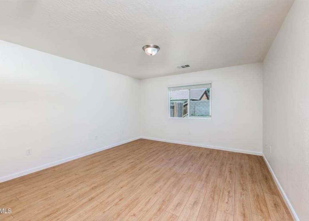 12226 Hawksmoor St - Photo 5 of 20