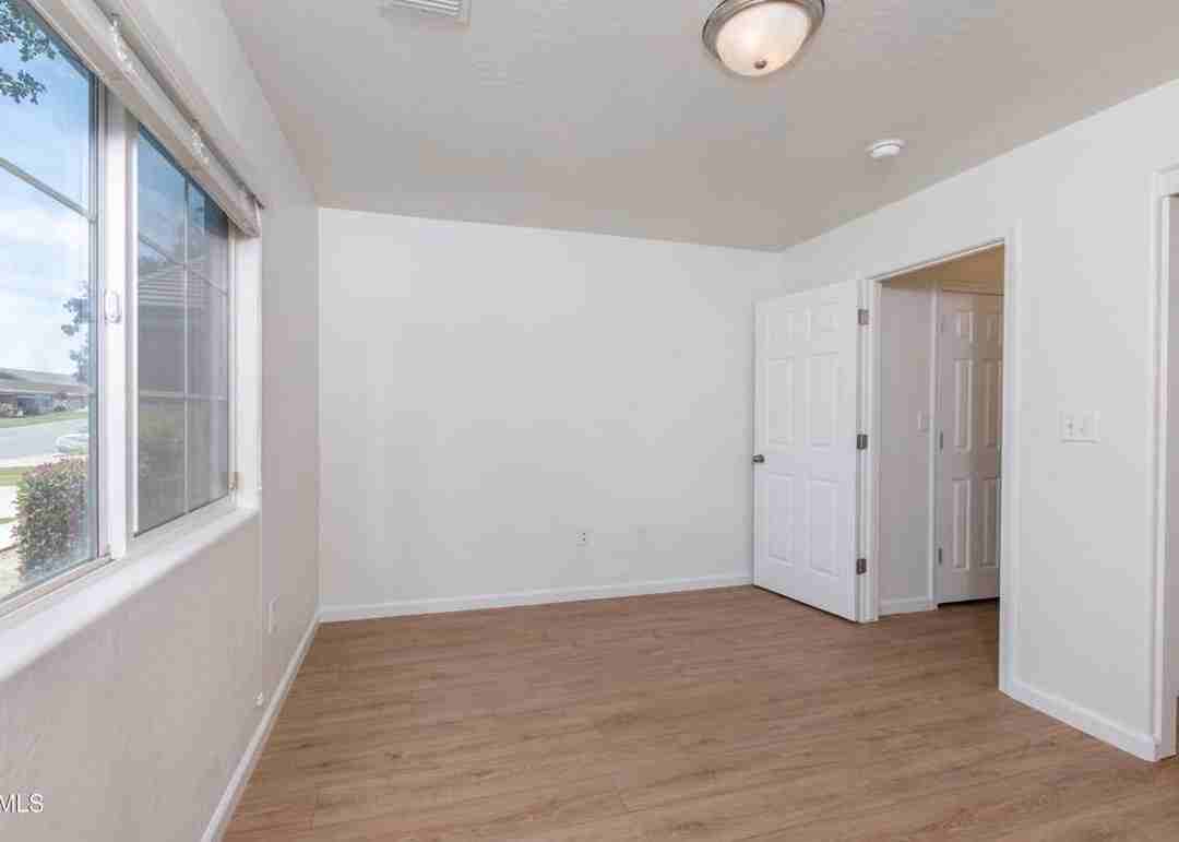 12226 Hawksmoor St - Photo 7 of 20