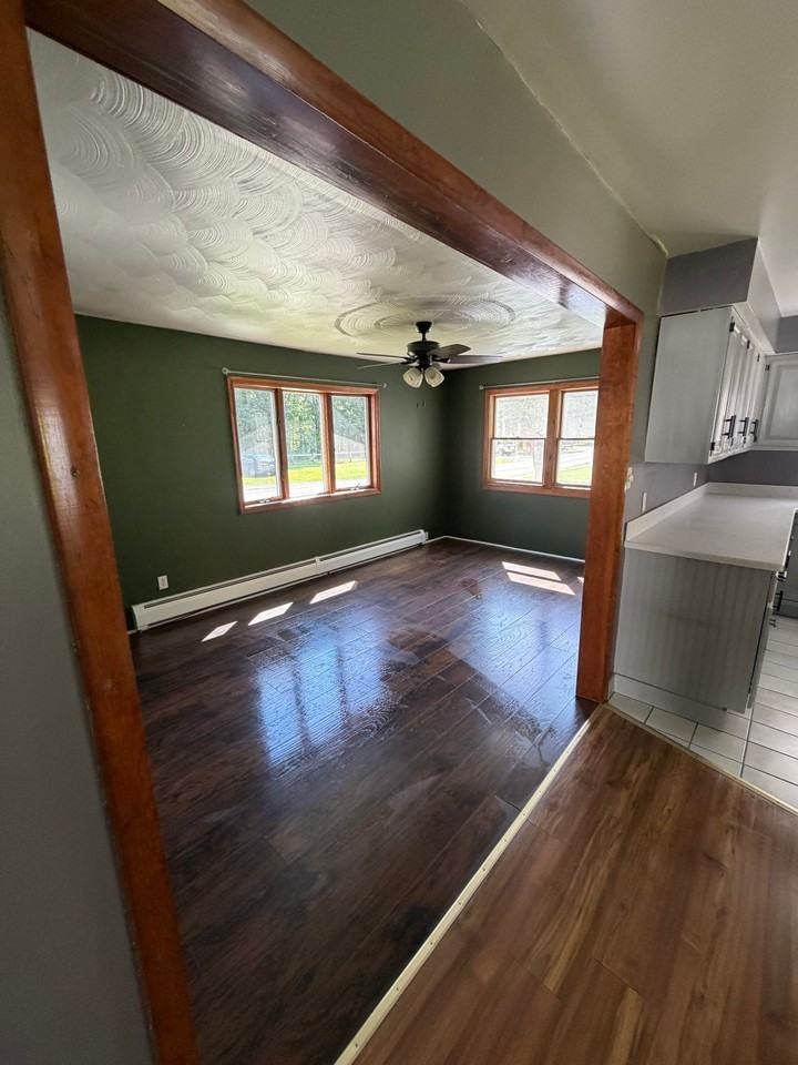761 S Main St - Photo 3 of 8