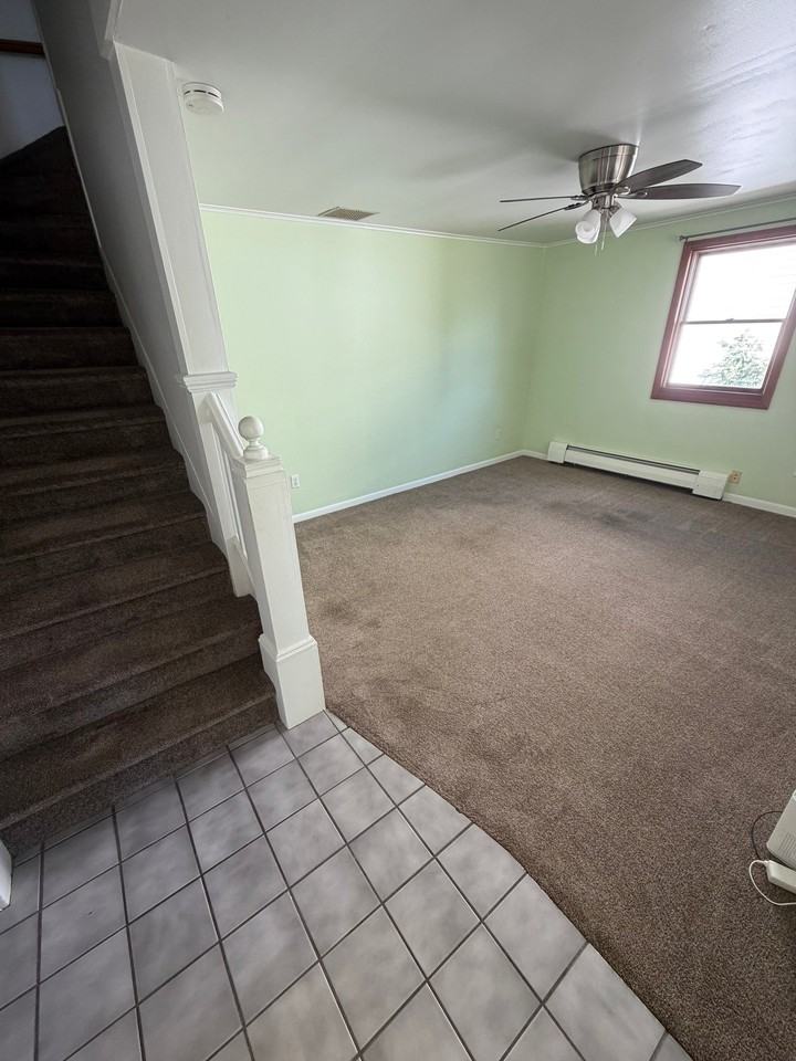 761 S Main St - Photo 4 of 8