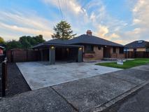 1114 Ne 6th Ave - Photo 1 of 1