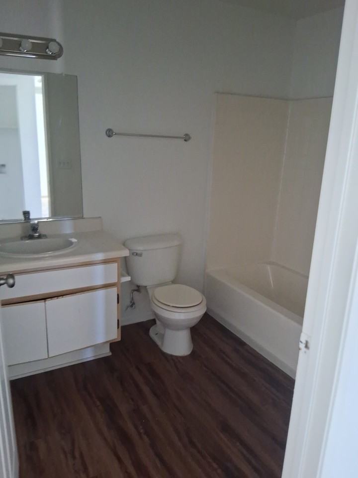 1970 Clary Dr #223 - Photo 7 of 8