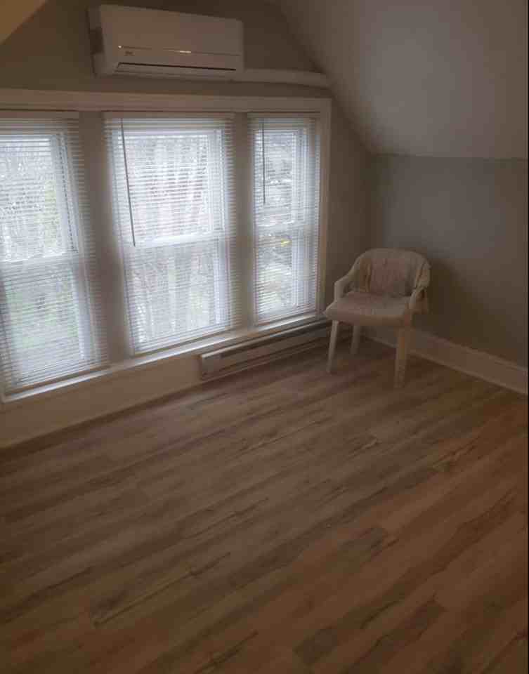 120 Main St #3 - Photo 3 of 6