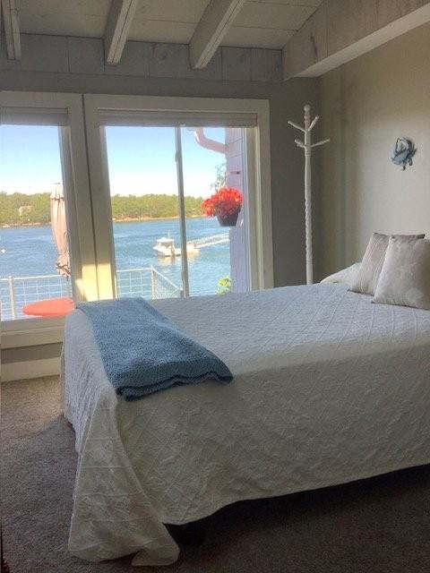 55 Shore Rd - Photo 5 of 10