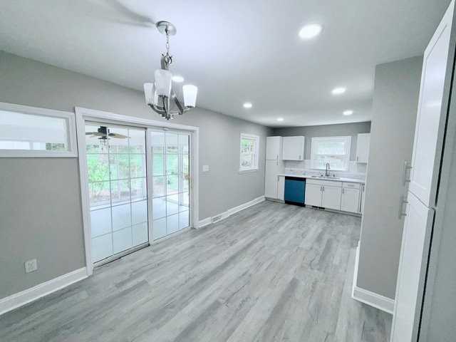 1114 Rustic Rd - Photo 4 of 19