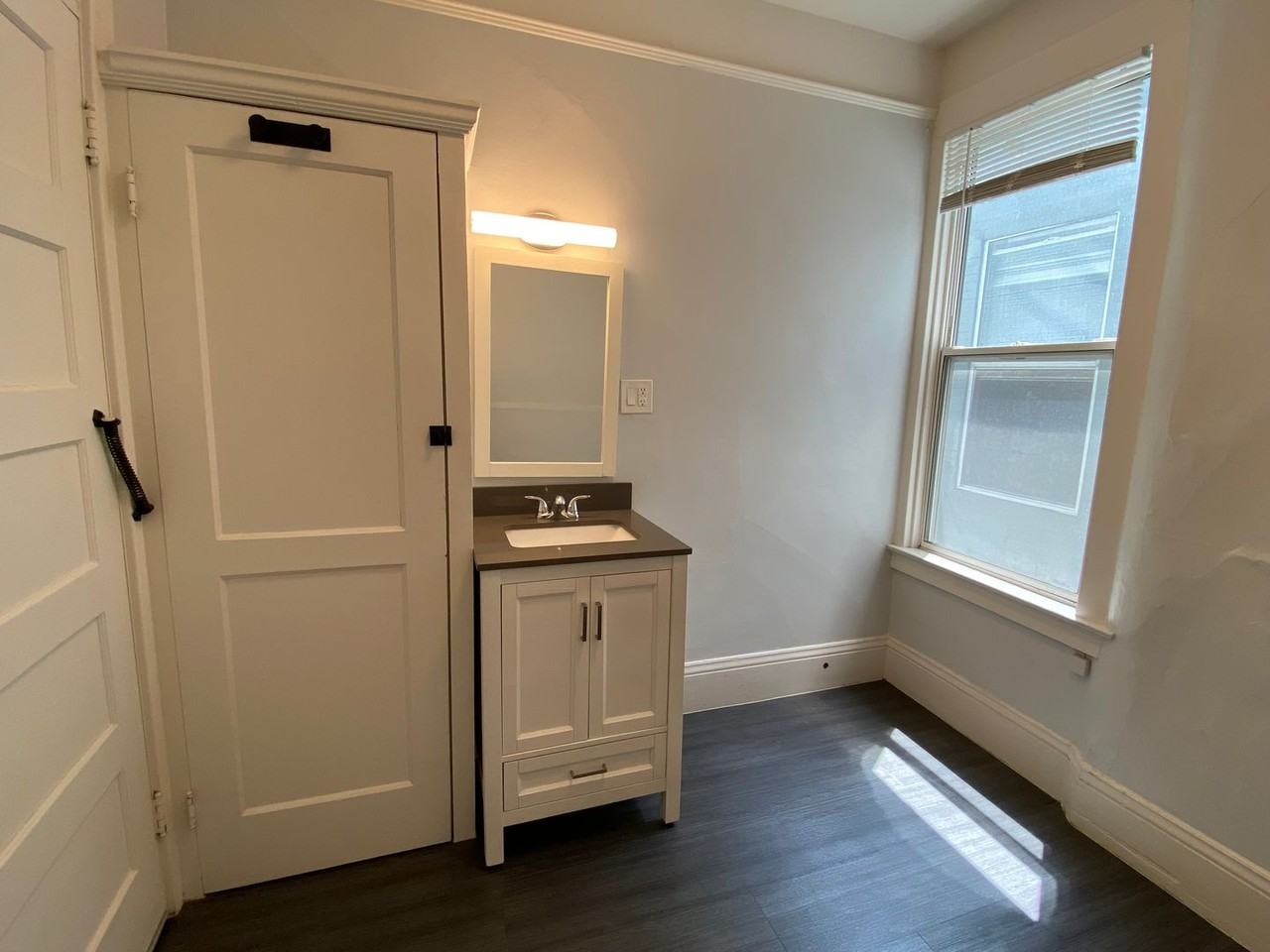 668 Clay St #95 - Photo 2 of 10