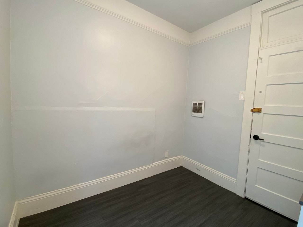 668 Clay St #95 - Photo 3 of 10
