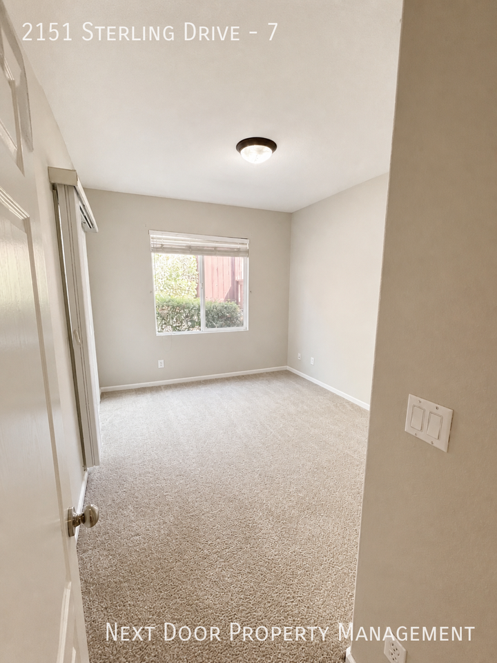 2151 Sterling Dr #7 - Photo 4 of 14