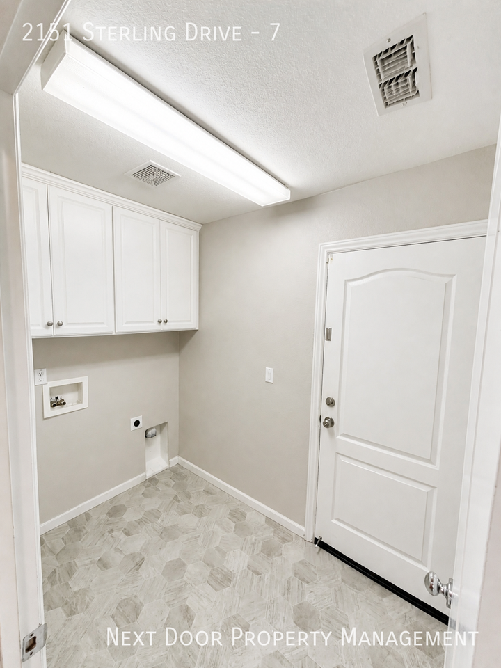 2151 Sterling Dr #7 - Photo 5 of 14