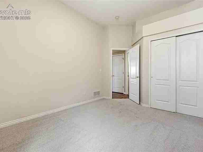 3417 Plantation Grv - Photo 4 of 25