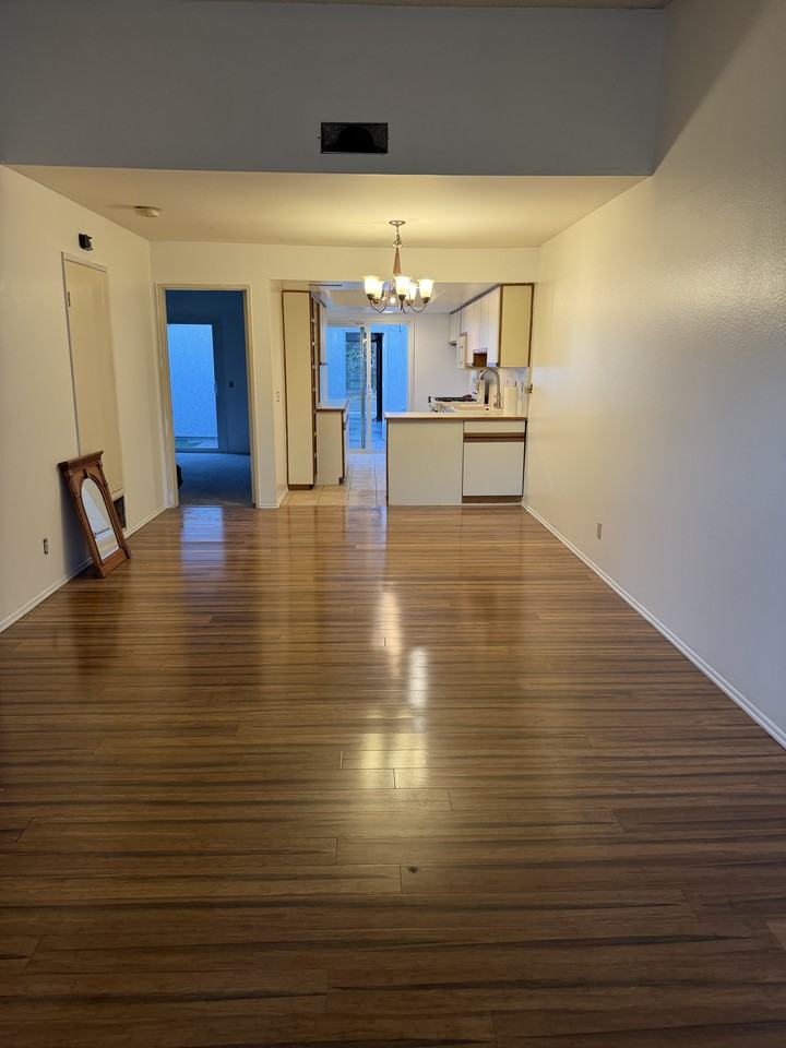 10429 Hayford St #H - Photo 4 of 9