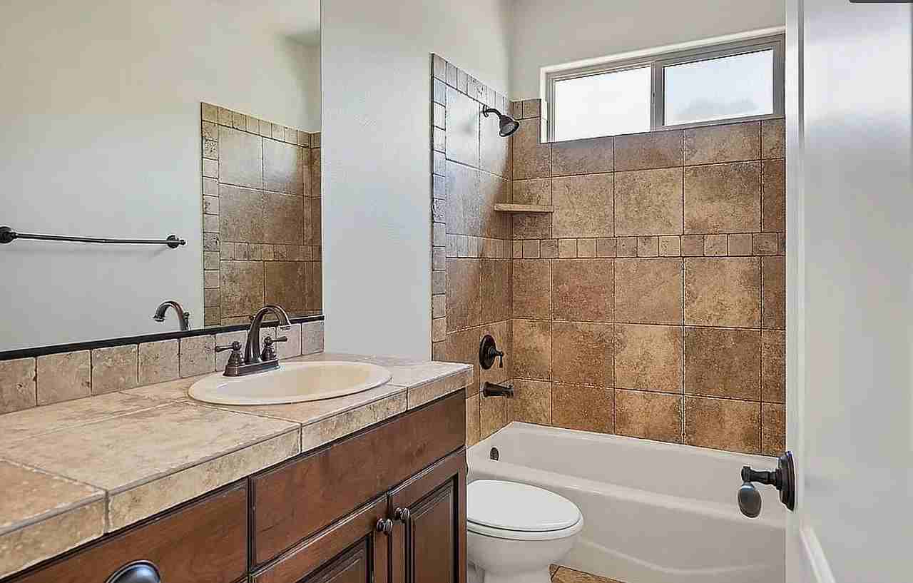 2422 S 2160 E #NA - Photo 7 of 23