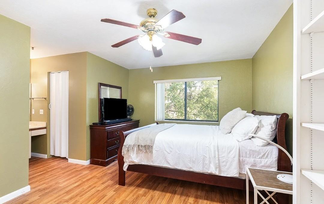 7911 Maplewood Dr #106 - Photo 2 of 14