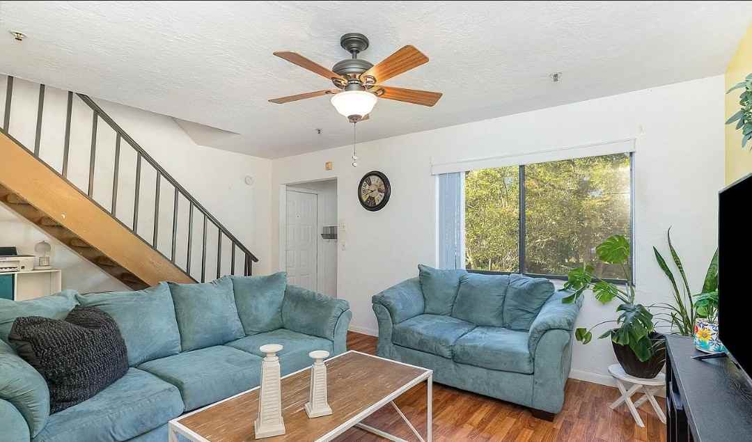 7911 Maplewood Dr #106 - Photo 4 of 14