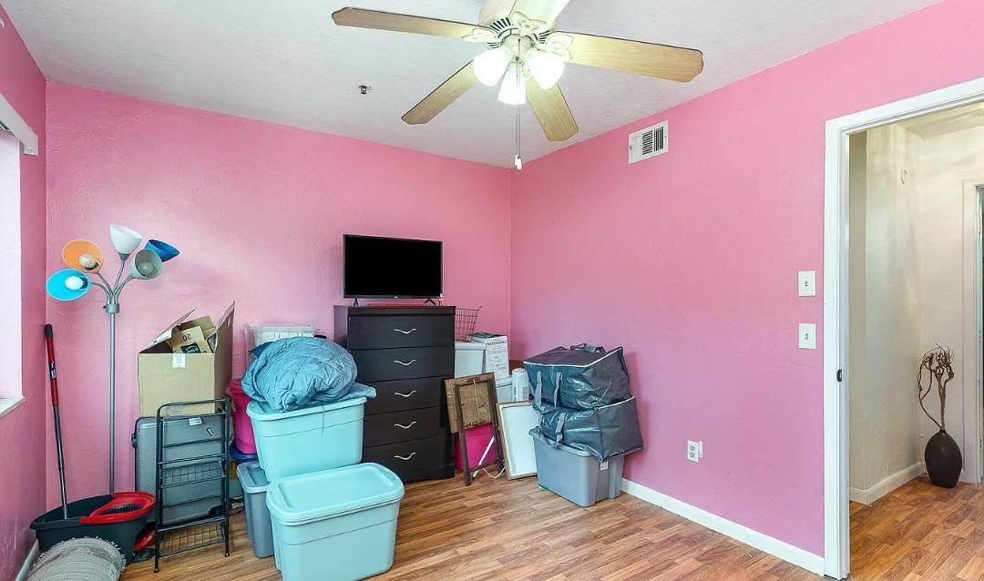 7911 Maplewood Dr #106 - Photo 7 of 14