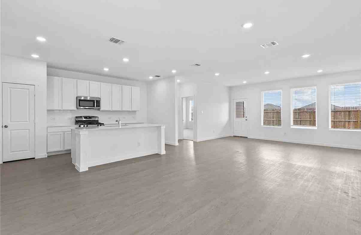 2834 Westeros St #NA - Photo 3 of 20