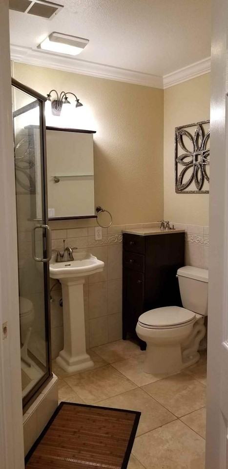 17531 Holiday Dr - Photo 4 of 10
