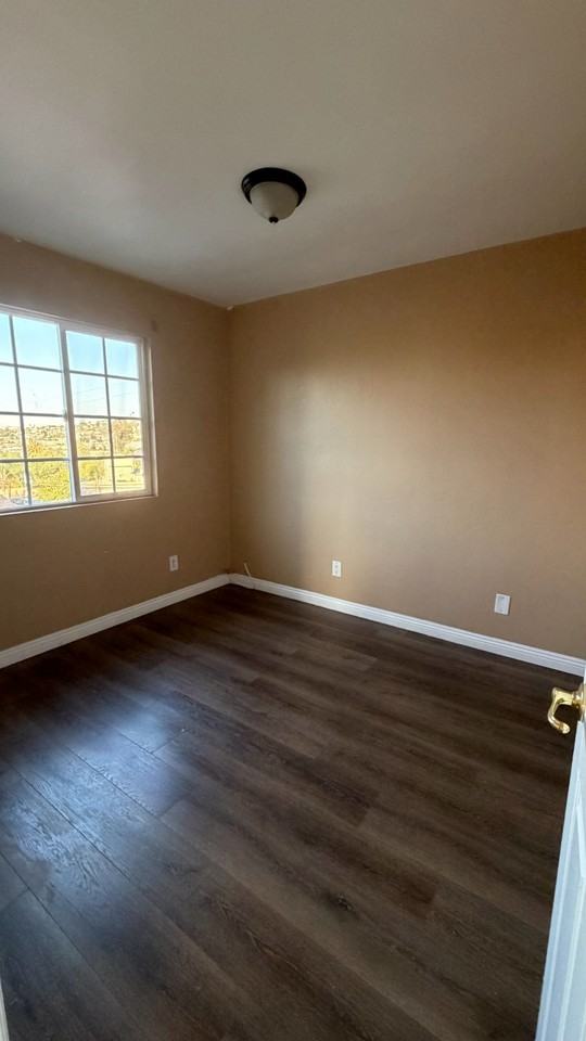 3737 Whiteside St #NA - Photo 5 of 5