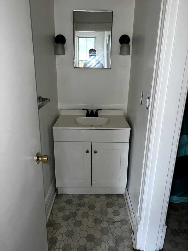2000 Grace St #2 - Photo 5 of 11